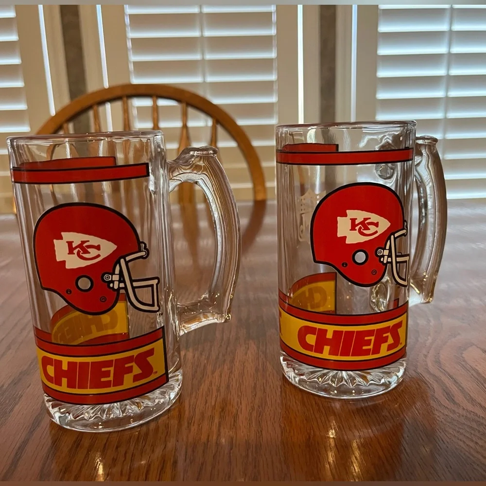 Set of 2 Kansas City Chiefs glass 12 oz beer mugs. - Picture 2 of 6